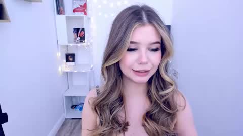 Snapshot of unforgettablalice chatting on 02-10-25, 02:26 Alice online show from 02-10-25, 02:26