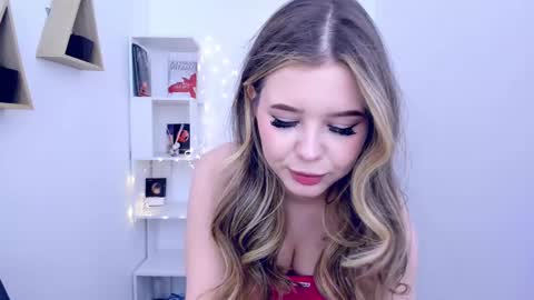 Snapshot of unforgettablalice chatting on 02-10-25, 05:30 Alice online show from 02-10-25, 05:30