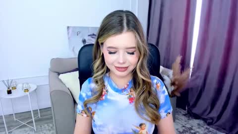 Snapshot of unforgettablalice chatting on 02-27-25, 11:31 Alice online show from 02-27-25, 11:31