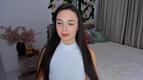 Patricia online show from 12-24-24, 01:49