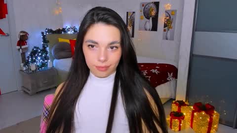 Patricia online show from 01-14-25, 01:26