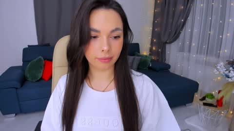 Patricia online show from 02-08-25, 04:25