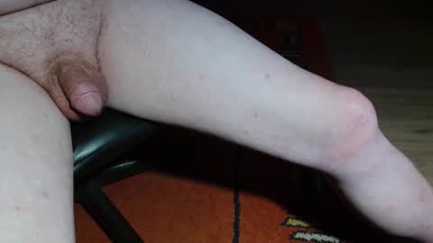 Snapshot of ungcouple21 chatting on 11-16-25, 03:01 ungcouple21 online show from 11-16-25, 03:01