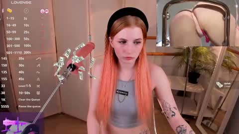 Snapshot of unicent chatting on 02-12-25, 03:40 Call me Mira thumbs up its make me happy online show from 02-12-25, 03:40