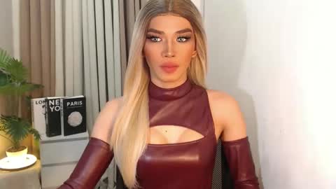 Miss Andrea online show from 10-10-25, 07:35