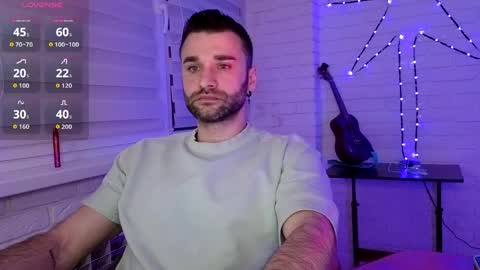 SlavaVibes online show from 05-10-26, 06:57