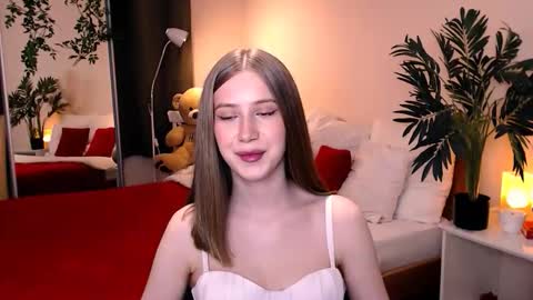 Snapshot of unreal_lady chatting on 06-06-26, 10:03 unreal_lady online show from 06-06-26, 10:03