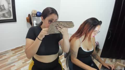 Kary and jhoa online show from 01-23-25, 11:47