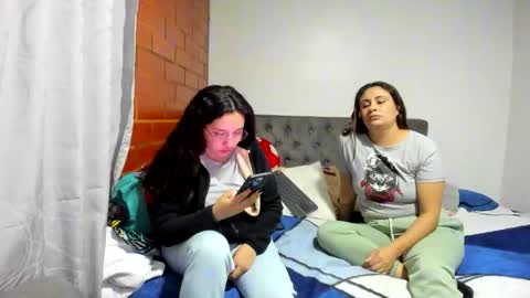 Kary and jhoa online show from 12-19-25, 11:45