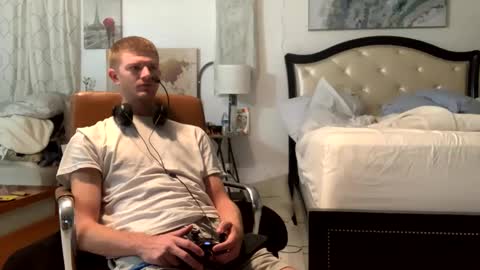 Stepbro online show from 02-15-25, 06:44