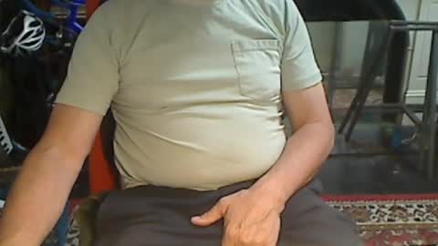 Snapshot of updownunder chatting on 03-02-26, 01:30 Freddie online show from 03-02-26, 01:30