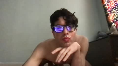 Snapshot of upsetboy chatting on 04-28-26, 06:13 deaf mute boy online show from 04-28-26, 06:13