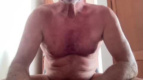 Oak Cock online show from 10-28-25, 10:19