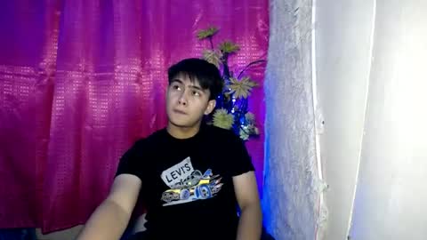 Snapshot of ur_asian_jords chatting on 07-06-26, 12:02 ur_asian_jords online show from 07-06-26, 12:02