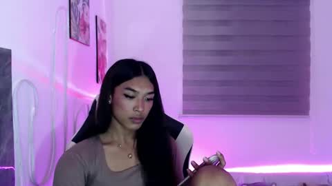 ur_dazzlingmorenaxx online show from 09-09-25, 03:11