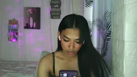 ur_dazzlingmorenaxx online show from 02-11-26, 02:49