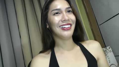 ItsUrsElla online show from 02-03-25, 10:11