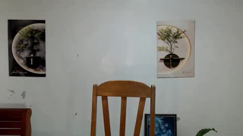 Snapshot of ur_extra_petite chatting on 05-29-26, 06:28 online show from 05-29-26, 06:28
