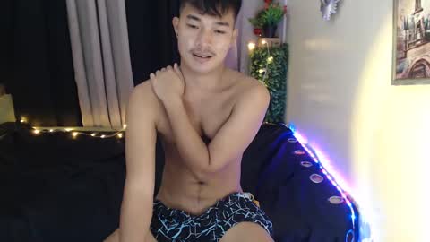 ur_hugechinito online show from 03-10-25, 04:25