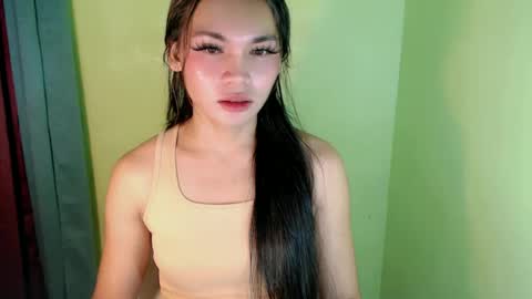 QUEENSY online show from 02-17-25, 09:19