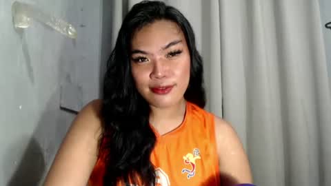 Snapshot of ur_krissyxxx chatting on 06-20-26, 07:38 kriss online show from 06-20-26, 07:38