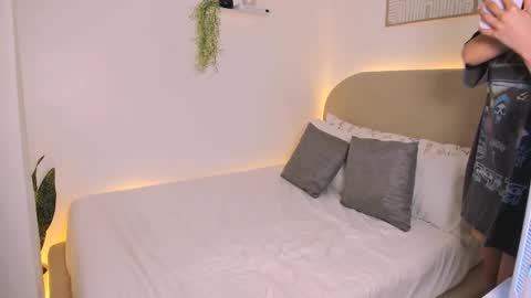 Veronica Lodge online show from 03-01-25, 01:18