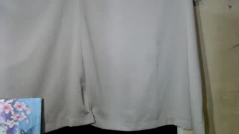 Snapshot of ur_miss_xoxo chatting on 07-28-26, 02:13 ur_miss_xoxo online show from 07-28-26, 02:13