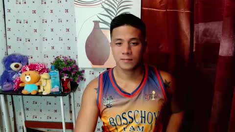 Snapshot of ur_pinoydave chatting on 01-20-25, 11:56 Dave online show from 01-20-25, 11:56