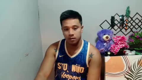 Snapshot of ur_pinoydave chatting on 01-26-25, 12:01 Dave online show from 01-26-25, 12:01