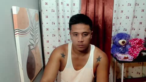 Snapshot of ur_pinoydave chatting on 01-27-25, 11:22 Dave online show from 01-27-25, 11:22