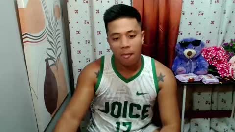 Snapshot of ur_pinoydave chatting on 02-02-25, 06:20 Dave online show from 02-02-25, 06:20