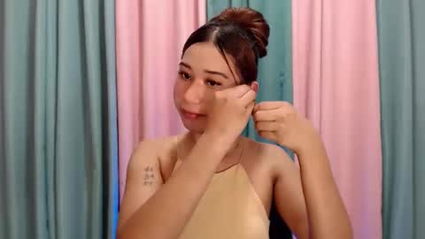 Snapshot of ur_rianlover chatting on 11-27-25, 09:00 ur_rianlover online show from 11-27-25, 09:00