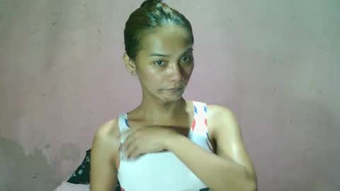 Snapshot of ur_sexybabe_ehra chatting on 05-18-26, 06:41 ur_sexybabe_ehra online show from 05-18-26, 06:41