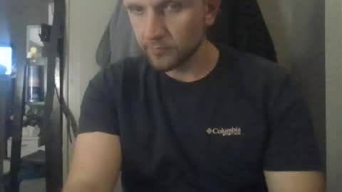 Snapshot of ur_zaddy4now chatting on 04-21-26, 02:15 ur_zaddy4now online show from 04-21-26, 02:15