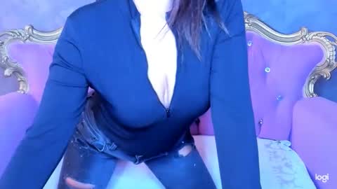 Snapshot of urafrodita chatting on 10-16-25, 06:47 urafrodita online show from 10-16-25, 06:47