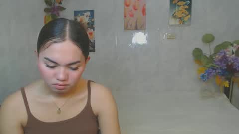 Snapshot of urasian_kat chatting on 04-24-26, 07:00 urasian_kat online show from 04-24-26, 07:00