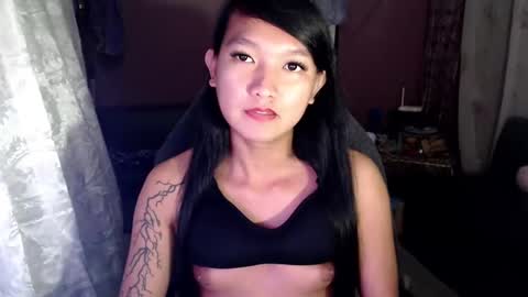 NEWRA  ALLISON online show from 03-04-25, 05:34