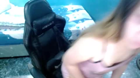 Yamyam hinlayagan online show from 12-21-25, 11:34