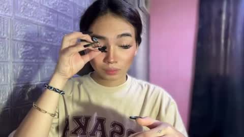 Clara online show from 12-04-24, 04:43