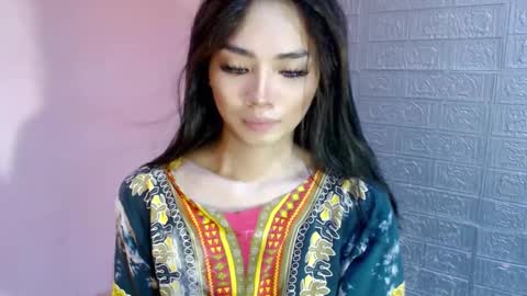 Clara online show from 01-22-25, 02:48