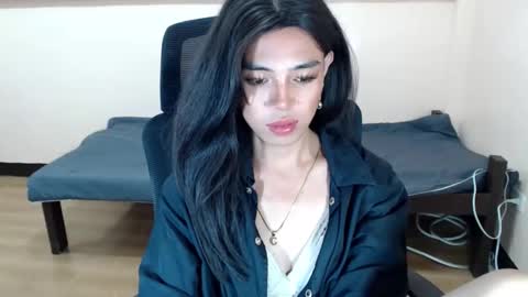 Miss alexa online show from 04-25-26, 07:44