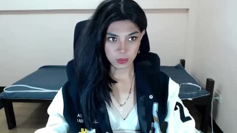 Snapshot of urbeautifulalexa chatting on 05-07-26, 07:03 Miss alexa online show from 05-07-26, 07:03