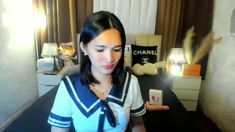 Snapshot of urblossom_princess chatting on 10-28-25, 07:05 urblossom_princess online show from 10-28-25, 07:05