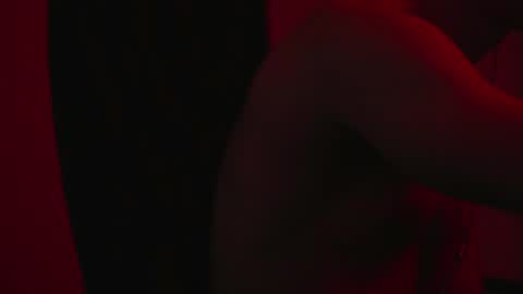 urboytoy_512 online show from 01-05-25, 08:42