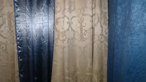 urcrushnextdoor_ online show from 09-09-25, 05:07