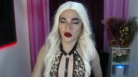 KENDALL online show from 10-04-25, 09:46