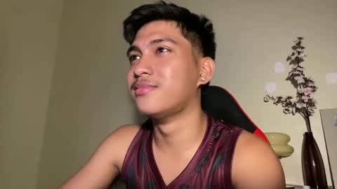 Dannie online show from 10-23-25, 04:28