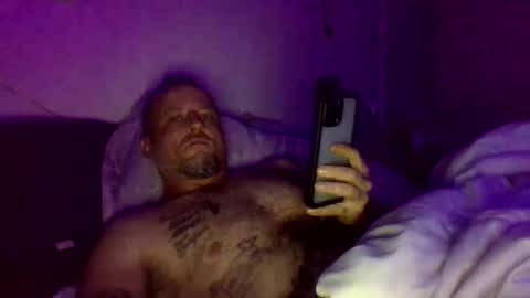 urdaddy875867 online show from 02-24-25, 02:40