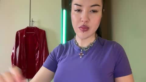 Margo online show from 10-11-25, 07:18