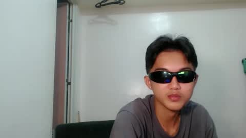 Snapshot of urdreamboy_prince chatting on 06-11-26, 12:54 urdreamboy_prince online show from 06-11-26, 12:54